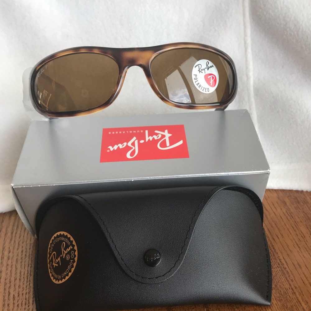 Brand New Unisex Ray-Ban Polarized Sunglasses
